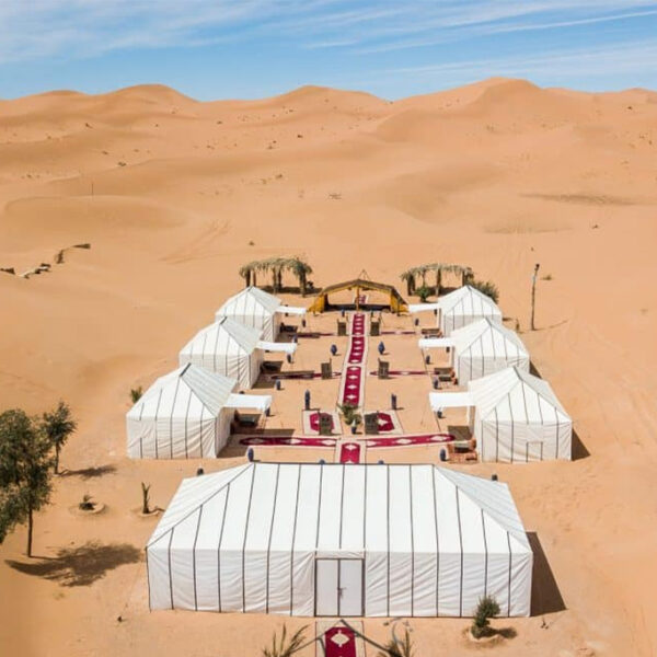 Campamento en el desierto de Merzouga, uno de los alojamientos durante el viaje de 5 días por el desierto desde Marrakech.