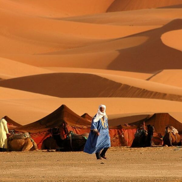 Nomads in Merzouga with our 4-day Morocco desert tour from Fes.