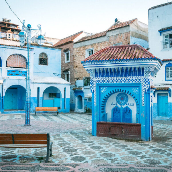 Chefchaouen, la ciudad azul de Marruecos, visitada durante el tour marroquí de ocho días