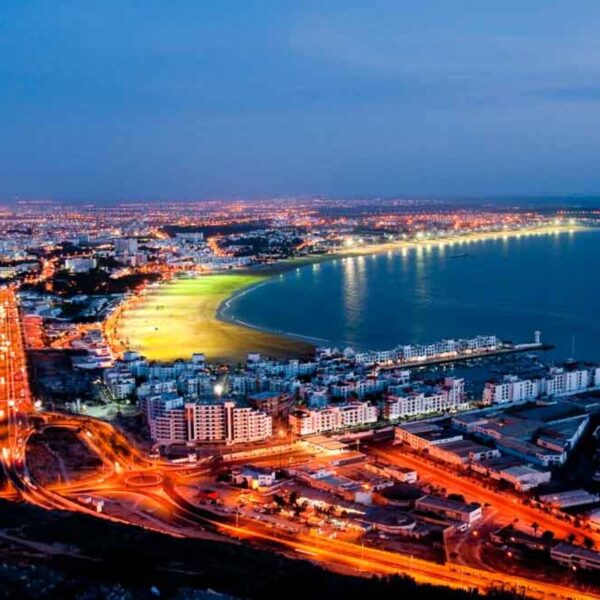 La città di Agadir entro sera.