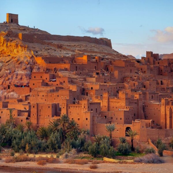 Kasbah di Ait Benhaddou durante il viaggio nel deserto di 8 giorni da Marrakech.