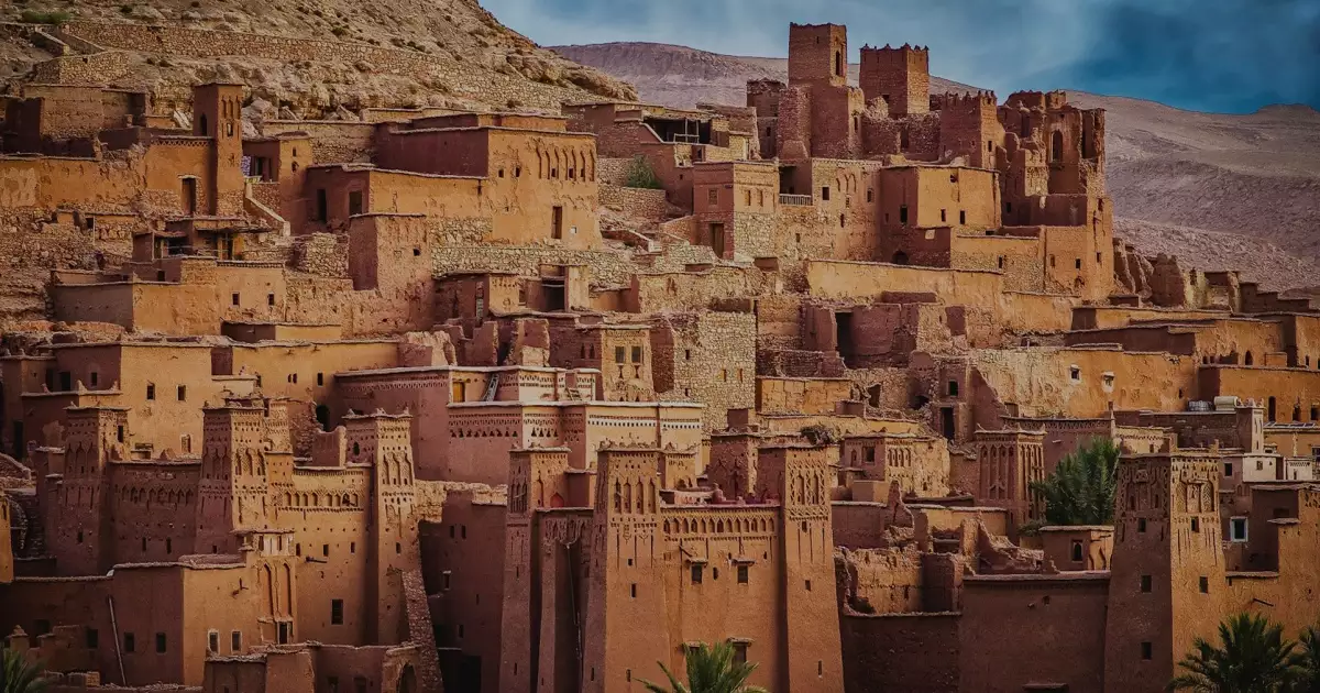 從卡薩布蘭卡出發的11天摩洛哥之旅中參觀艾本哈杜古堡。