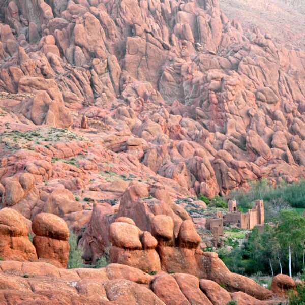 The monkey toes mountains in Boumalne dades during the 3-day desert trip from Errachidia.