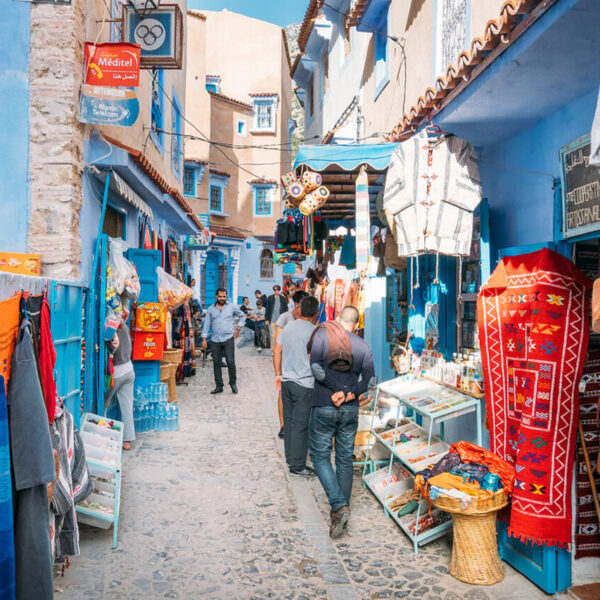 El mercado de Chefchaouen con nuestra ruta de 2 días de Tánger a Chefchaouen.